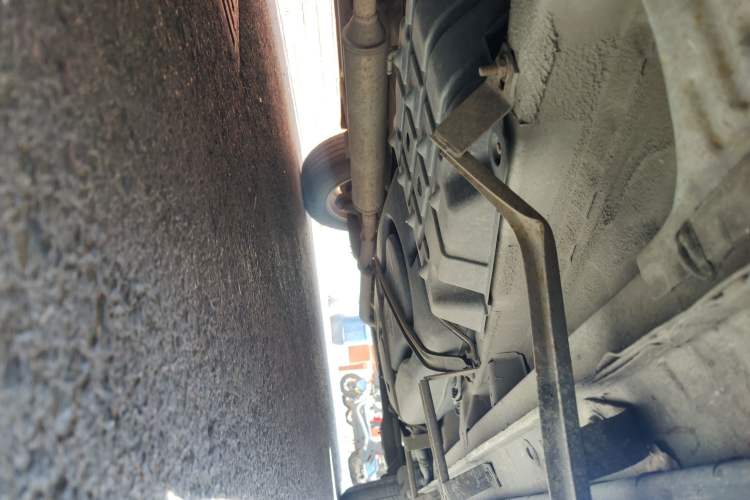 Used CHANGAN CS75 2017 Shangkui Edition 1.5T Manual Fengxiang Model Chassis Front Left
