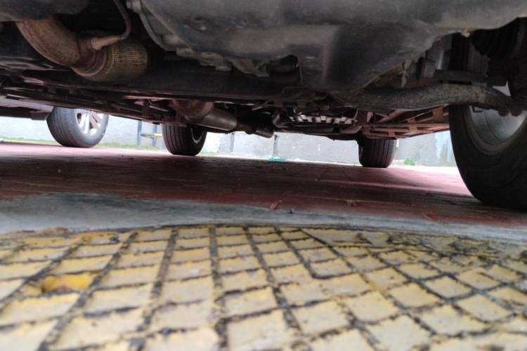 Used CHANGAN CS75 2017 Shangkui Edition 1.5T Automatic Fengxiang Model Chassis Front Left