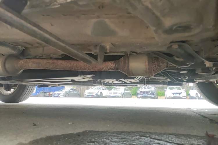 Used CHANGAN CS75 2017 Shangkui Edition 1.5T Manual Fengxiang Model Chassis Front Right