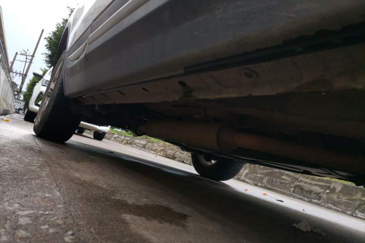 Used CHANGAN CS75 2017 Shangkui Edition 1.5T Automatic Fengxiang Model Chassis Front Right