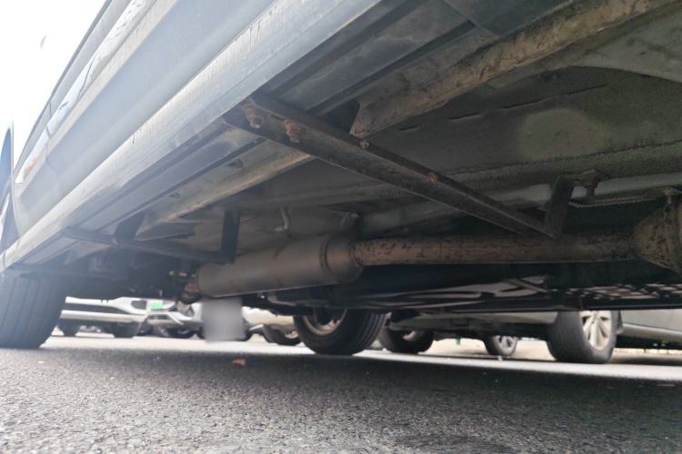 Used CHANGAN CS75 2017 Shangkui Edition 1.5T Automatic Fengxiang Model Chassis Front Right