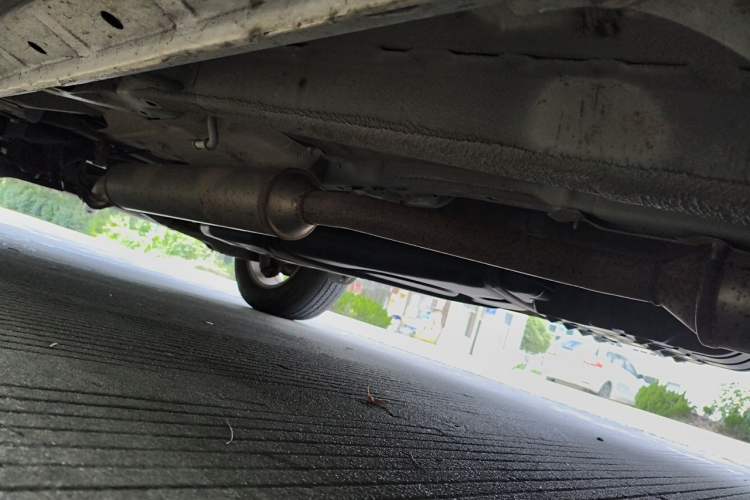 Used CHANGAN CS75 2017 Shangku Edition 1.5T Manual ZhiXiang Model Chassis Front Right