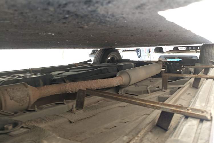Used CHANGAN CS75 2017 Shangkui Edition 1.5T Manual Fengxiang Model Chassis Front Right