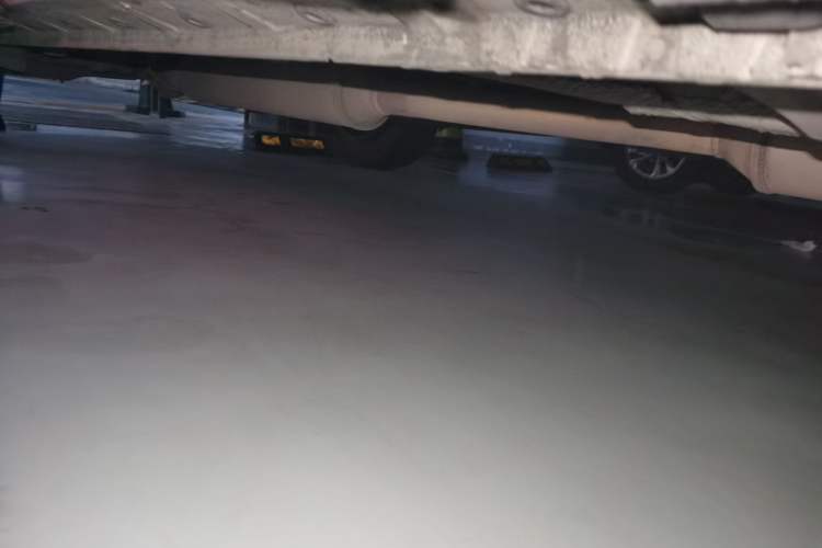 Used CHANGAN CS75 2017 Shangkui Edition 1.5T Automatic Fengxiang Model Chassis Front Right