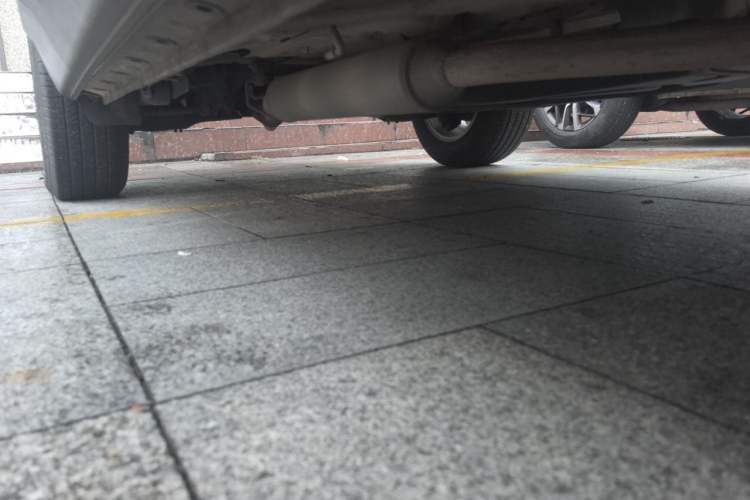Used CHANGAN CS75 2017 Shangkui Edition 1.5T Automatic Fengyue Model Chassis Front Right