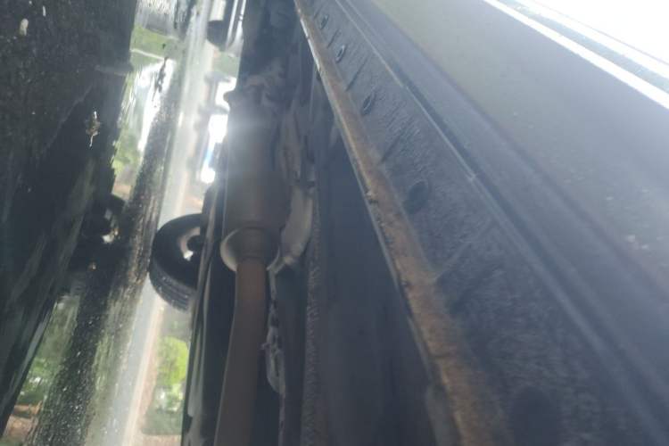 Used CHANGAN CS75 2017 Shangkui Edition 1.5T Automatic Fengxiang Model Chassis Front Right