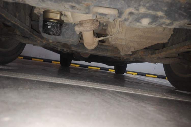 Used CHANGAN CS75 2017 Shangkui Edition 1.5T Manual Fengxiang Model Chassis Front