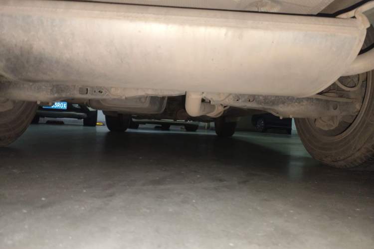 Used CHANGAN CS75 2017 Shangkui Edition 1.5T Manual Fengxiang Model Chassis Rear