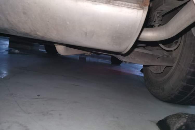 Used CHANGAN CS75 2017 Shangkui Edition 1.5T Automatic Fengxiang Model Chassis Rear