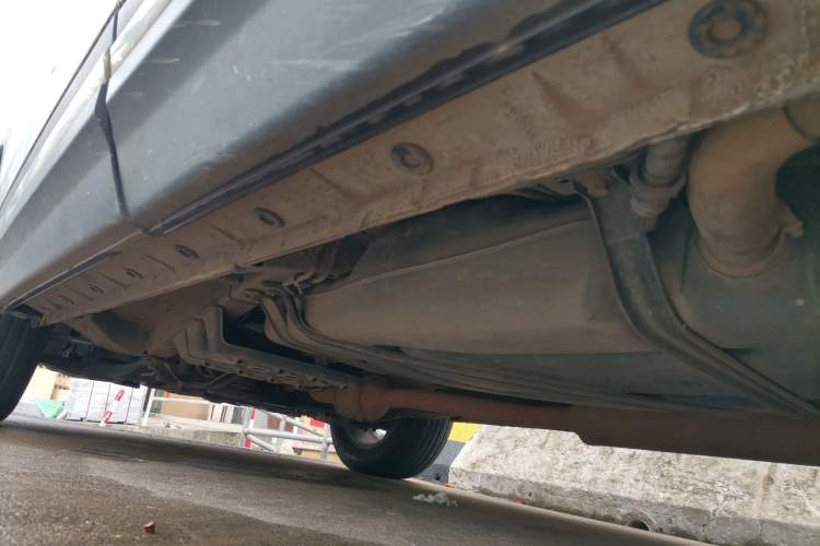 Used CHANGAN CS75 2017 Shangkui Edition 1.5T Automatic Fengxiang Model Chassis Rear Left