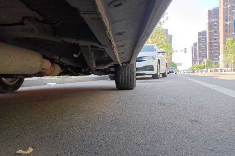 Used CHANGAN CS75 2017 Shangkui Edition 1.5T Automatic Fengxiang Model Chassis Rear Right