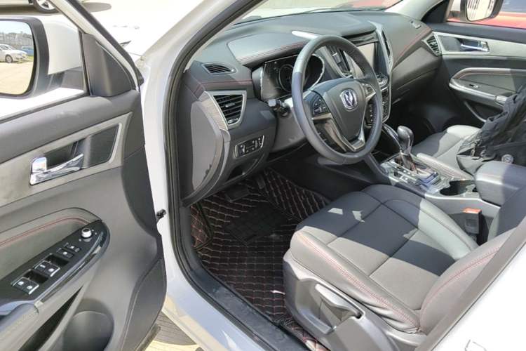 Used CHANGAN CS75 2017 Shangkui Edition 1.5T Automatic Fengyue Model Driver Seat