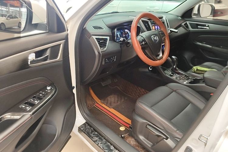 Used CHANGAN CS75 2017 Shangkui Edition 1.5T Automatic Fengxiang Model Driver Seat