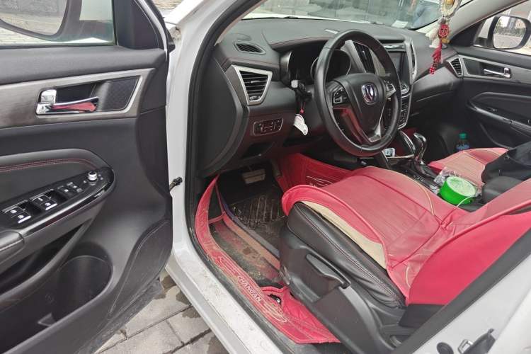 Used CHANGAN CS75 2017 Shangkui Edition 1.5T Automatic Fengyue Model Driver Seat
