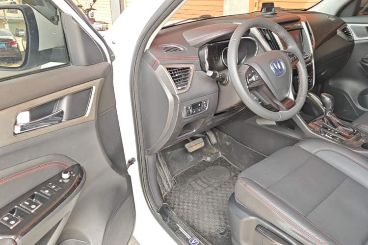 Used CHANGAN CS75 2017 Shangkui Edition 1.5T Automatic Fengyue Model Driver Seat