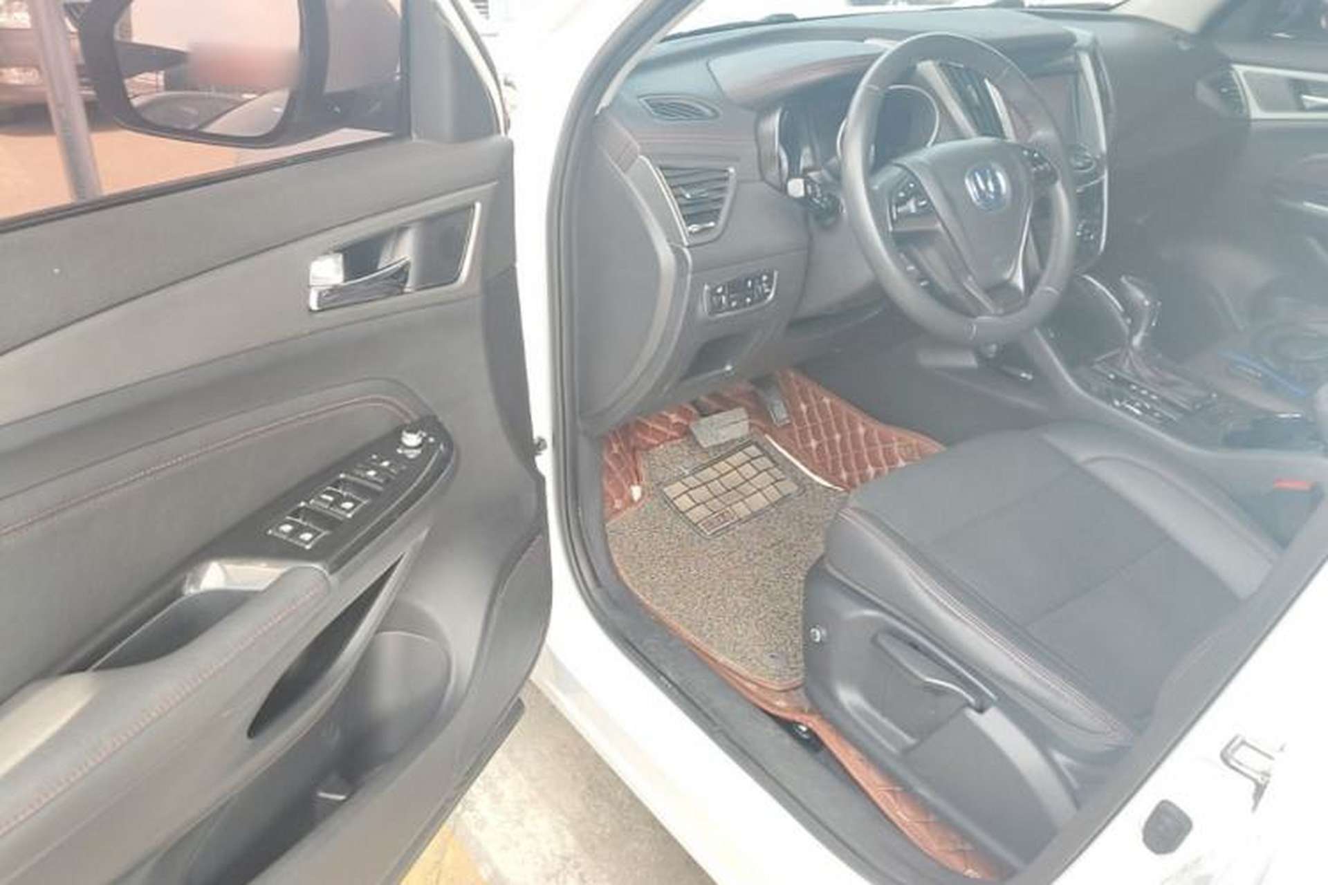 Used CHANGAN CS75 2017 Shangkui Edition 1.5T Automatic Fengyue Model Driver Seat