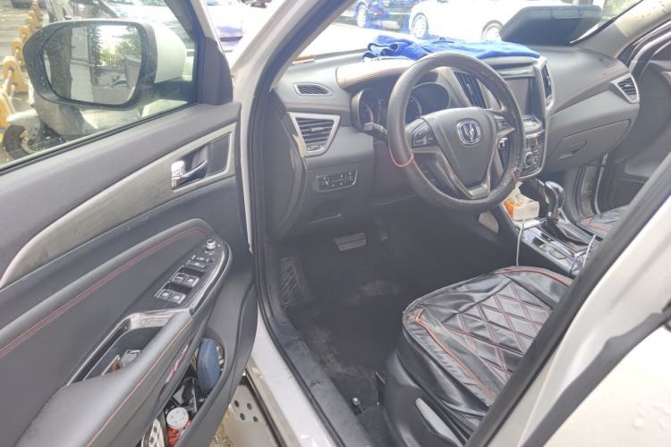 Used CHANGAN CS75 2017 Shangkui Edition 1.5T Automatic Fengyue Model Driver Seat