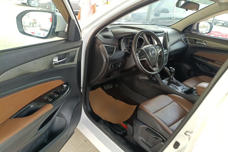 Used CHANGAN CS75 2017 Shangkui Edition 1.5T Automatic Fengxiang Model Driver Seat