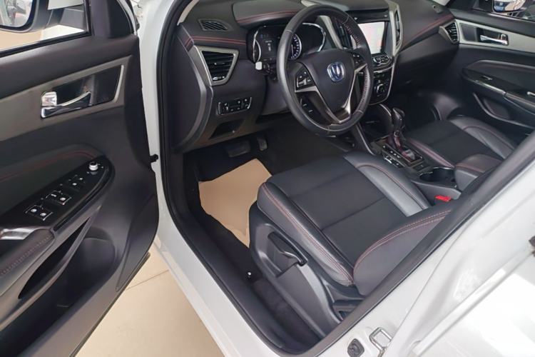 Used CHANGAN CS75 2017 Shangkui Edition 1.8T Automatic All-Wheel-Drive Luxury Model Driver Seat