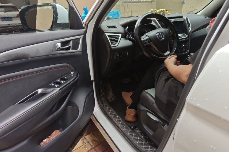 Used CHANGAN CS75 2017 Shangkui Edition 1.5T Automatic Fengxiang Model Driver Seat