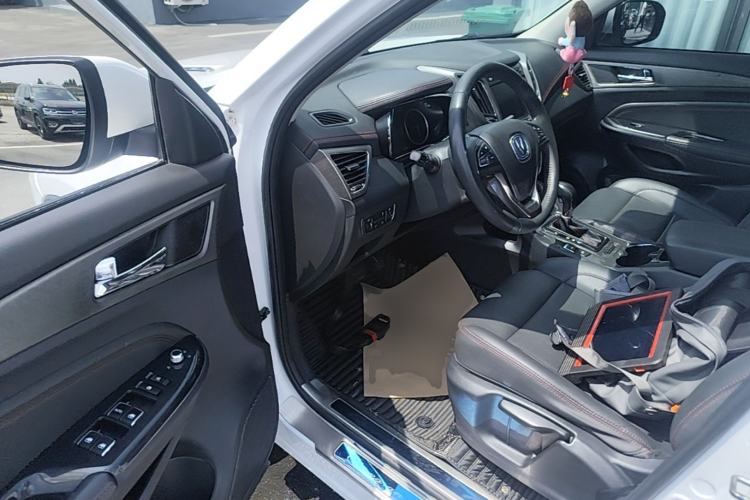 Used CHANGAN CS75 2017 Shangkui Edition 1.5T Automatic Fengxiang Model Driver Seat