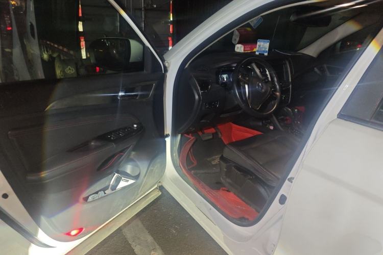 Used CHANGAN CS75 2017 Shangkui Edition 1.5T Automatic Fengxiang Model Driver Seat