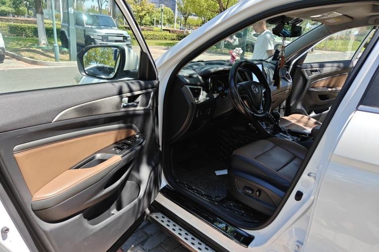 Used CHANGAN CS75 2017 Shangkui Edition 1.5T Automatic Sharp Model Driver Seat