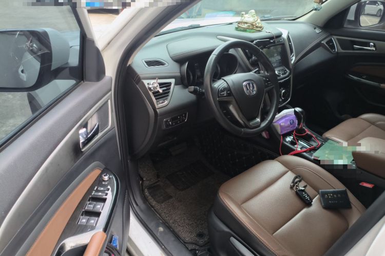 Used CHANGAN CS75 2017 Shangkui Edition 1.5T Automatic Fengyue Model Driver Seat