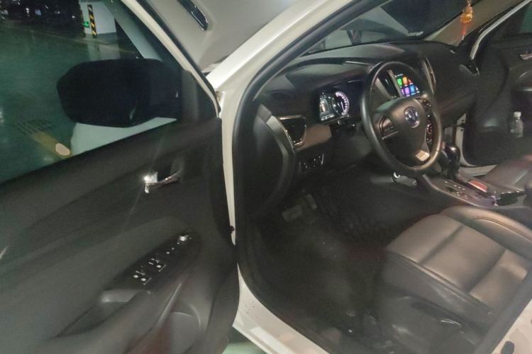Used CHANGAN CS75 2017 Shangkui Edition 1.5T Automatic Fengxiang Model Driver Seat
