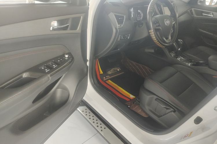 Used CHANGAN CS75 2017 Shangkui Edition 1.5T Automatic Fengxiang Model Driver Seat