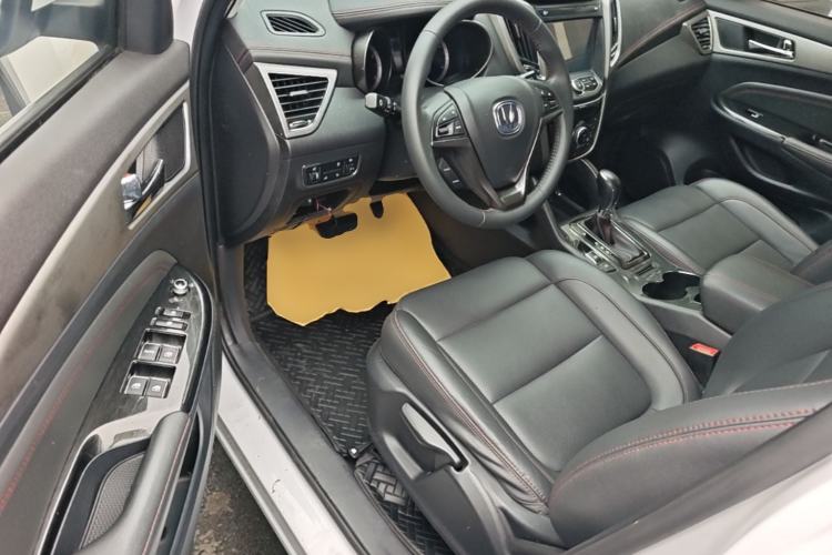 Used CHANGAN CS75 2017 Shangkui Edition 1.5T Automatic Fengyue Model Driver Seat
