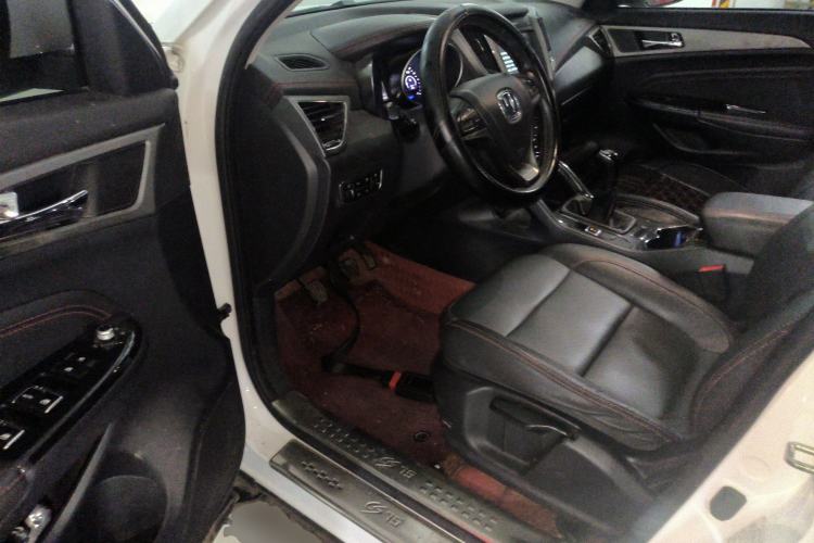 Used CHANGAN CS75 2017 Shangku Edition 1.5T Manual ZhiXiang Model Driver Seat