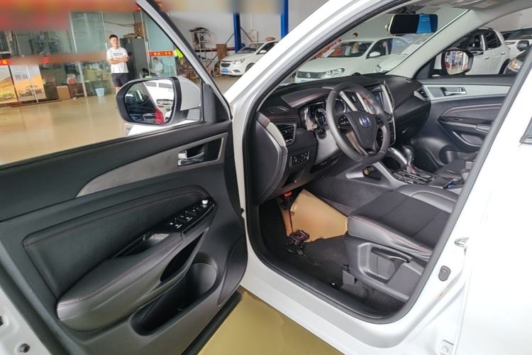 Used CHANGAN CS75 2017 Shangkui Edition 1.5T Automatic Fengxiang Model Driver Seat