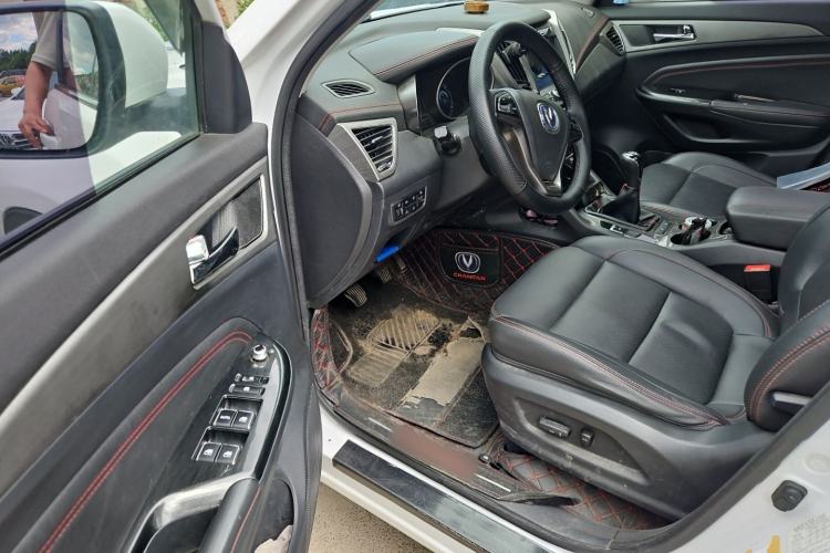 Used CHANGAN CS75 2017 Shangkui Edition 1.5T Manual Luxury Model Driver Seat