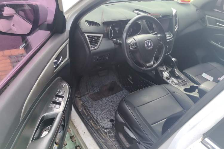 Used CHANGAN CS75 2017 Shangkui Edition 1.5T Automatic Fengxiang Model Driver Seat