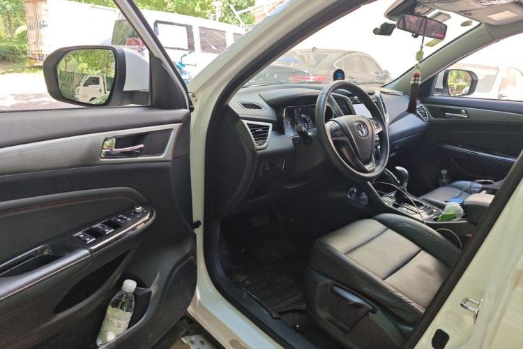 Used CHANGAN CS75 2017 Shangkui Edition 1.5T Automatic Fengyue Model Driver Seat
