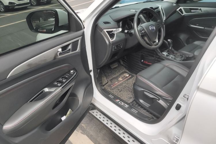 Used CHANGAN CS75 2017 Shangkui Edition 1.5T Automatic Fengxiang Model Driver Seat