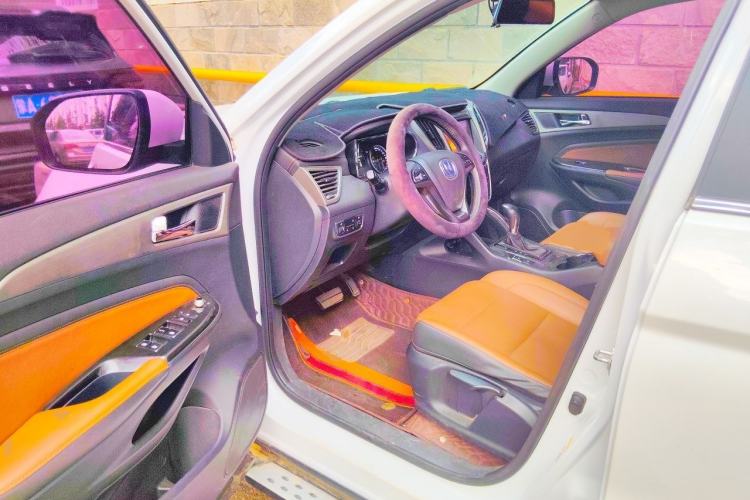 Used CHANGAN CS75 2017 Shangkui Edition 1.5T Automatic Fengxiang Model Driver Seat