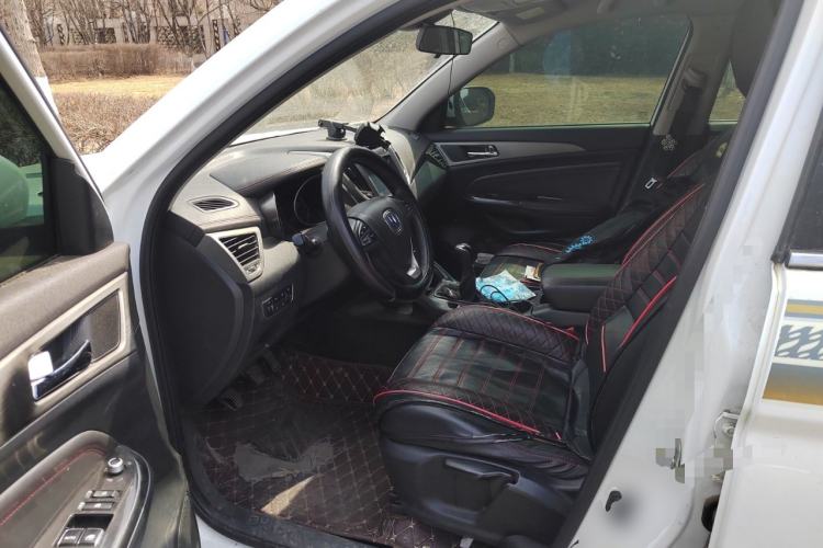 Used CHANGAN CS75 2017 Shangkui Edition 1.5T Manual Fengxiang Model Driver Seat