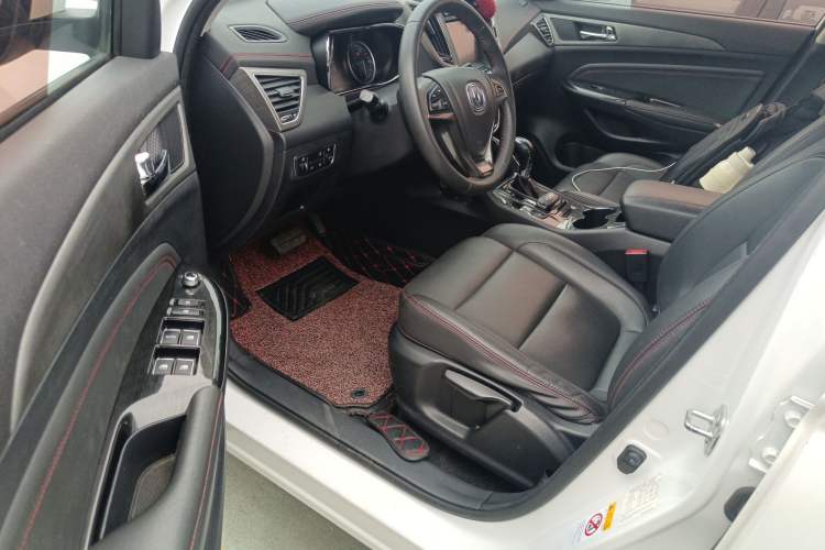 Used CHANGAN CS75 2017 Shangkui Edition 1.5T Automatic Fengxiang Model Driver Seat