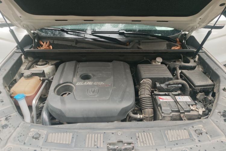 Used CHANGAN CS75 2017 Shangkui Edition 1.5T Automatic Fengyue Model Engine Bay