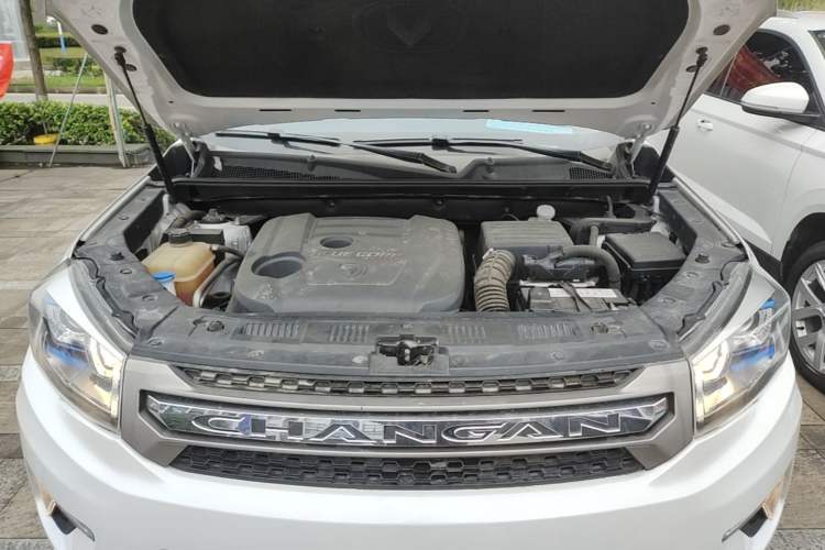 Used CHANGAN CS75 2017 Shangkui Edition 1.5T Automatic Fengyue Model Engine Bay