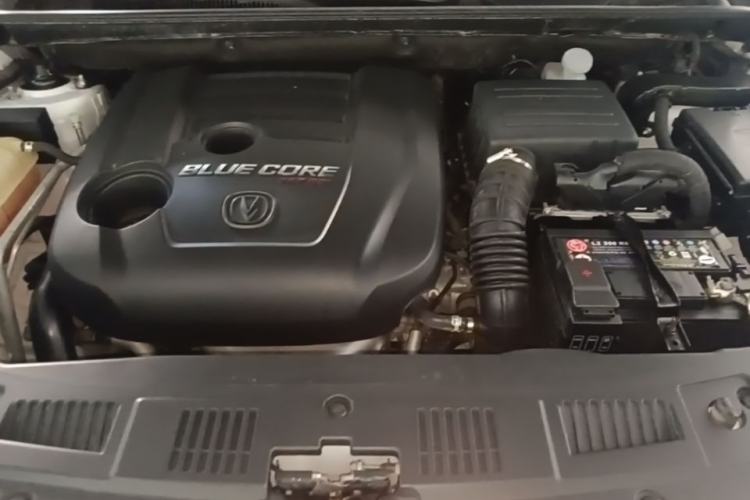 Used CHANGAN CS75 2017 Shangkui Edition 1.5T Automatic Fengxiang Model Engine Bay