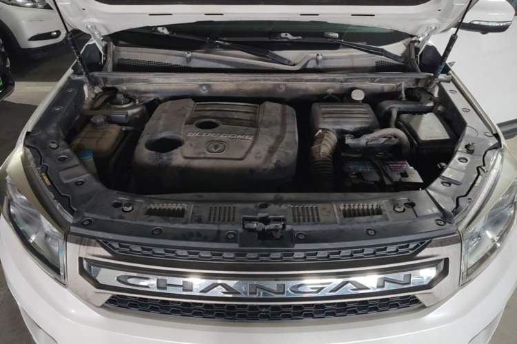 Used CHANGAN CS75 2017 Shangkui Edition 1.5T Manual Luxury Model Engine Bay