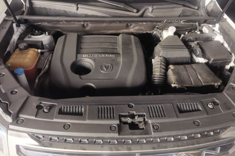 Used CHANGAN CS75 2017 Shangkui Edition 1.8T Automatic All-Wheel-Drive Elite Model Engine Bay