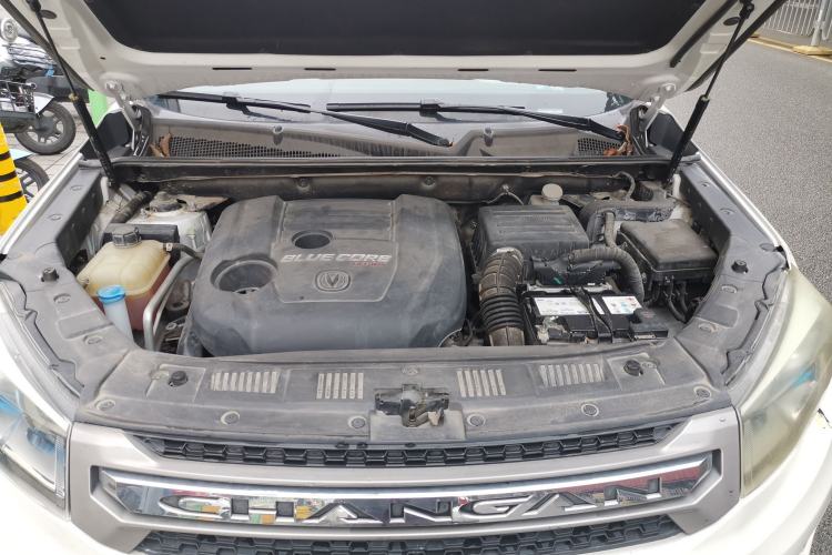 Used CHANGAN CS75 2017 Shangku Edition 1.5T Manual ZhiXiang Model Engine Bay