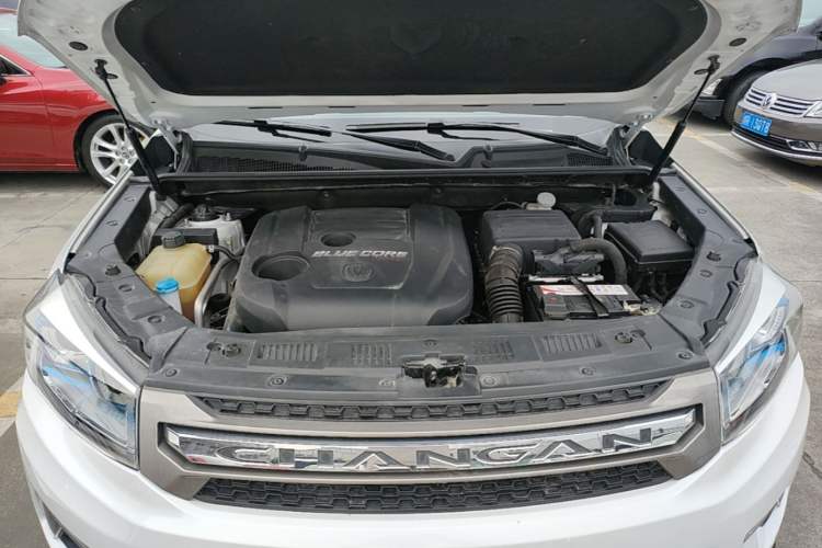Used CHANGAN CS75 2017 Shangkui Edition 1.5T Automatic Fengxiang Model Engine Bay
