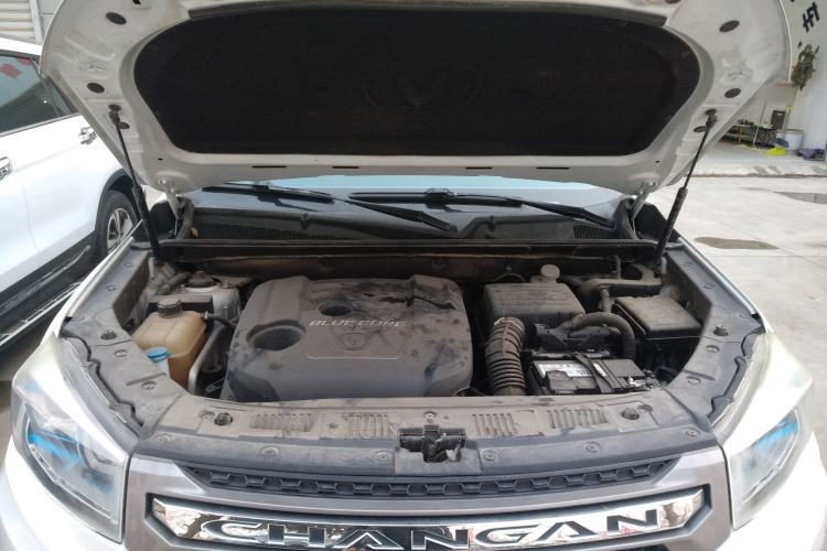 Used CHANGAN CS75 2017 Shangkui Edition 1.5T Automatic Fengyue Model Engine Bay