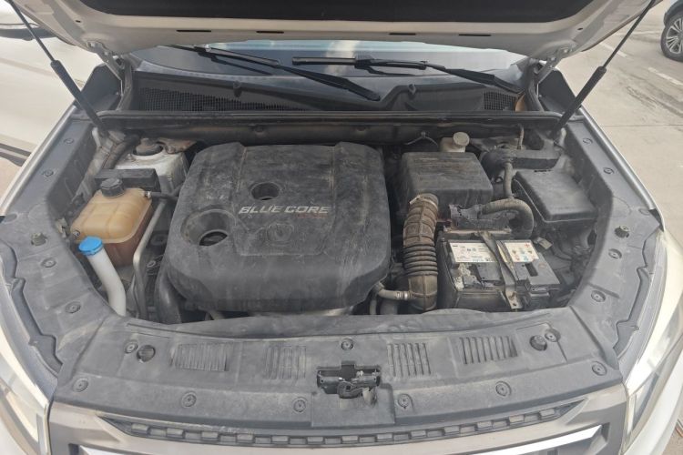 Used CHANGAN CS75 2017 Shangku Edition 1.5T Manual ZhiXiang Model Engine Bay