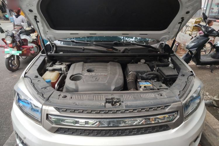 Used CHANGAN CS75 2017 Shangkui Edition 1.5T Manual Fengxiang Model Engine Bay